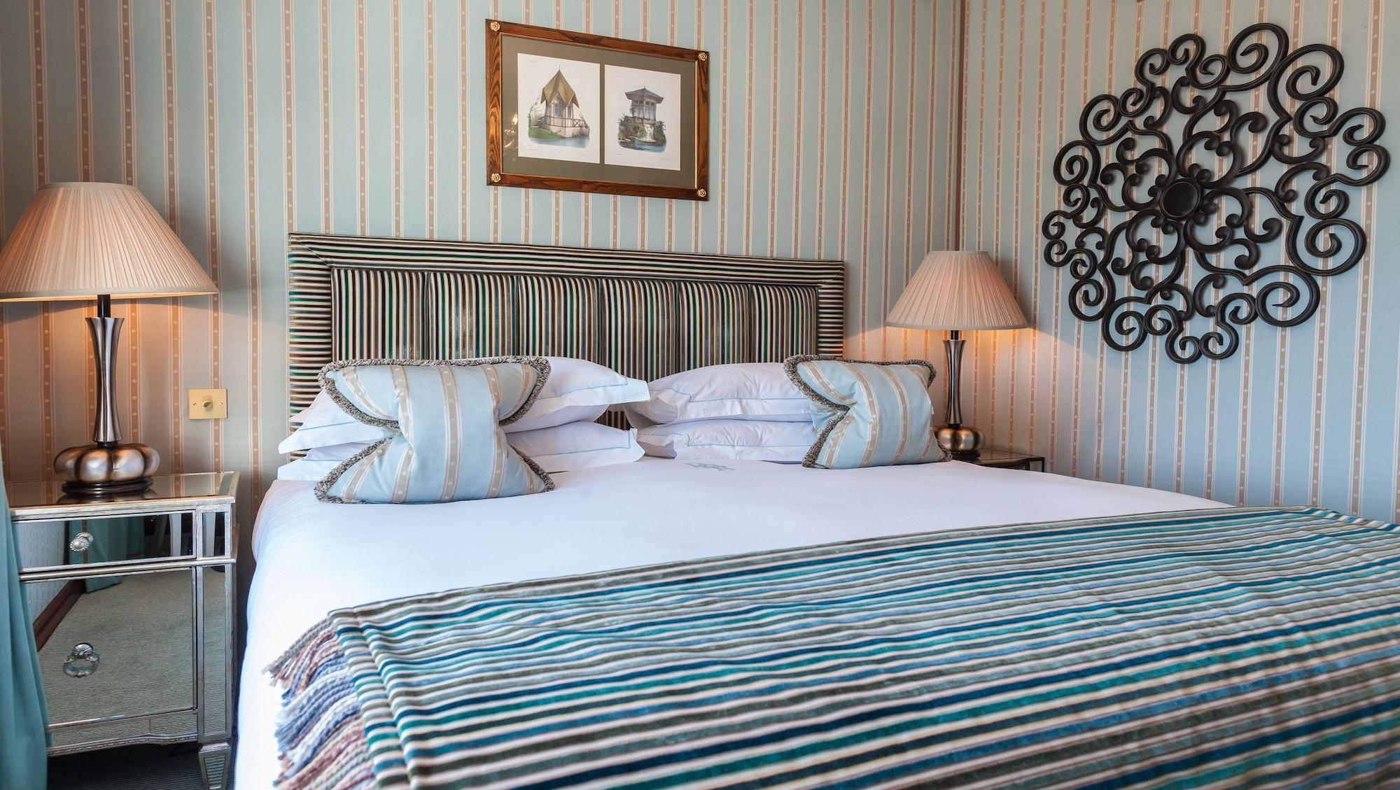 Duke Of Richmond Hotel Saint Peter Port ภายนอก รูปภาพ