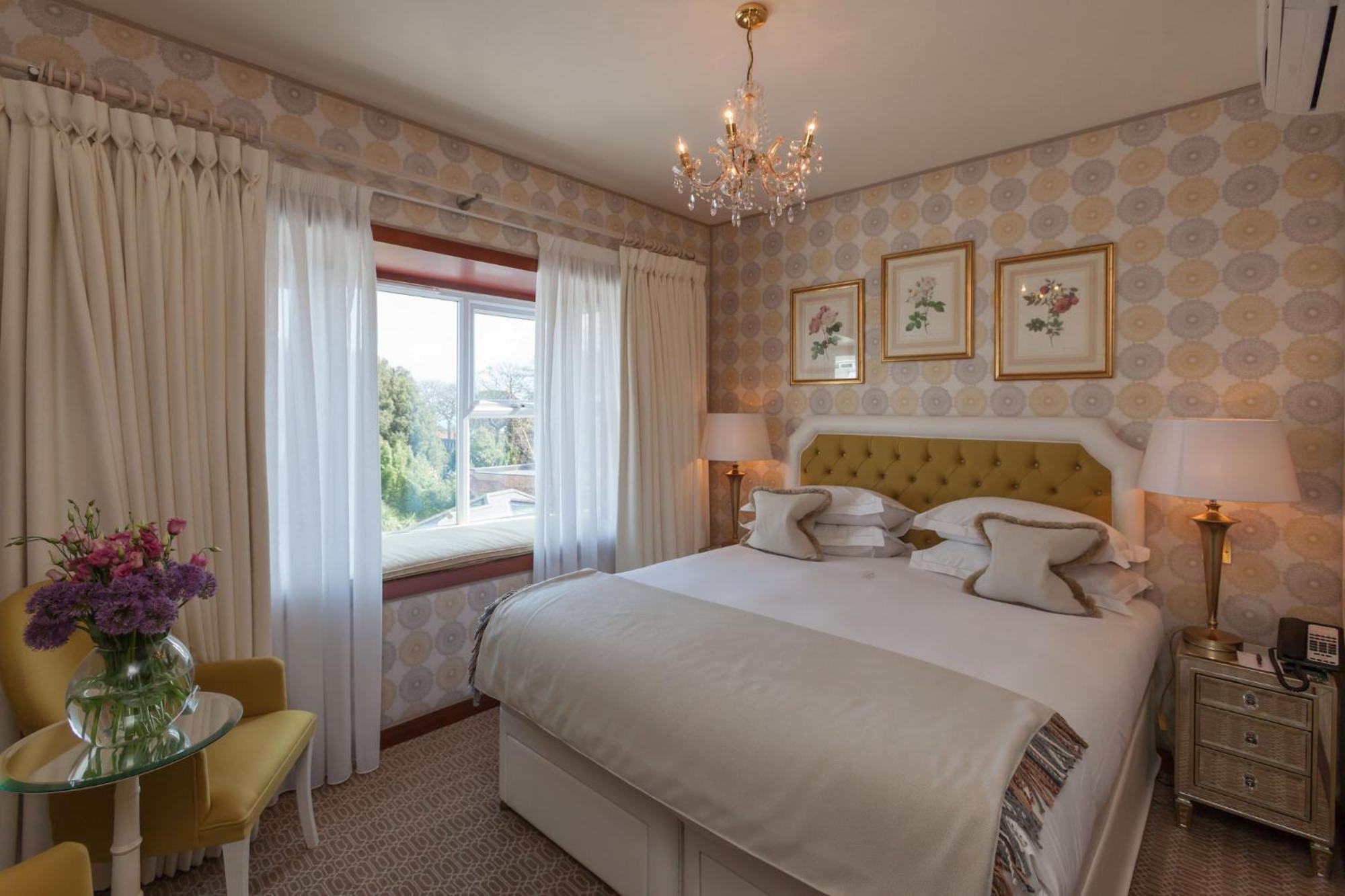 Duke Of Richmond Hotel Saint Peter Port ภายนอก รูปภาพ